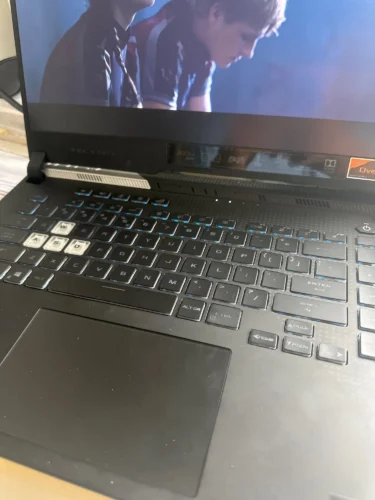 G15 के लिए मूल Asus ROG Zephyrus बैकलिट कीबोर्ड - सफ़ेद/काला फोटो समीक्षा