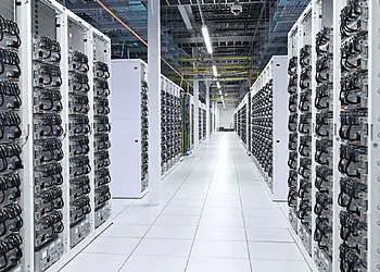 Sekrety xAI Colossus: 100 000 procesorów graficznych