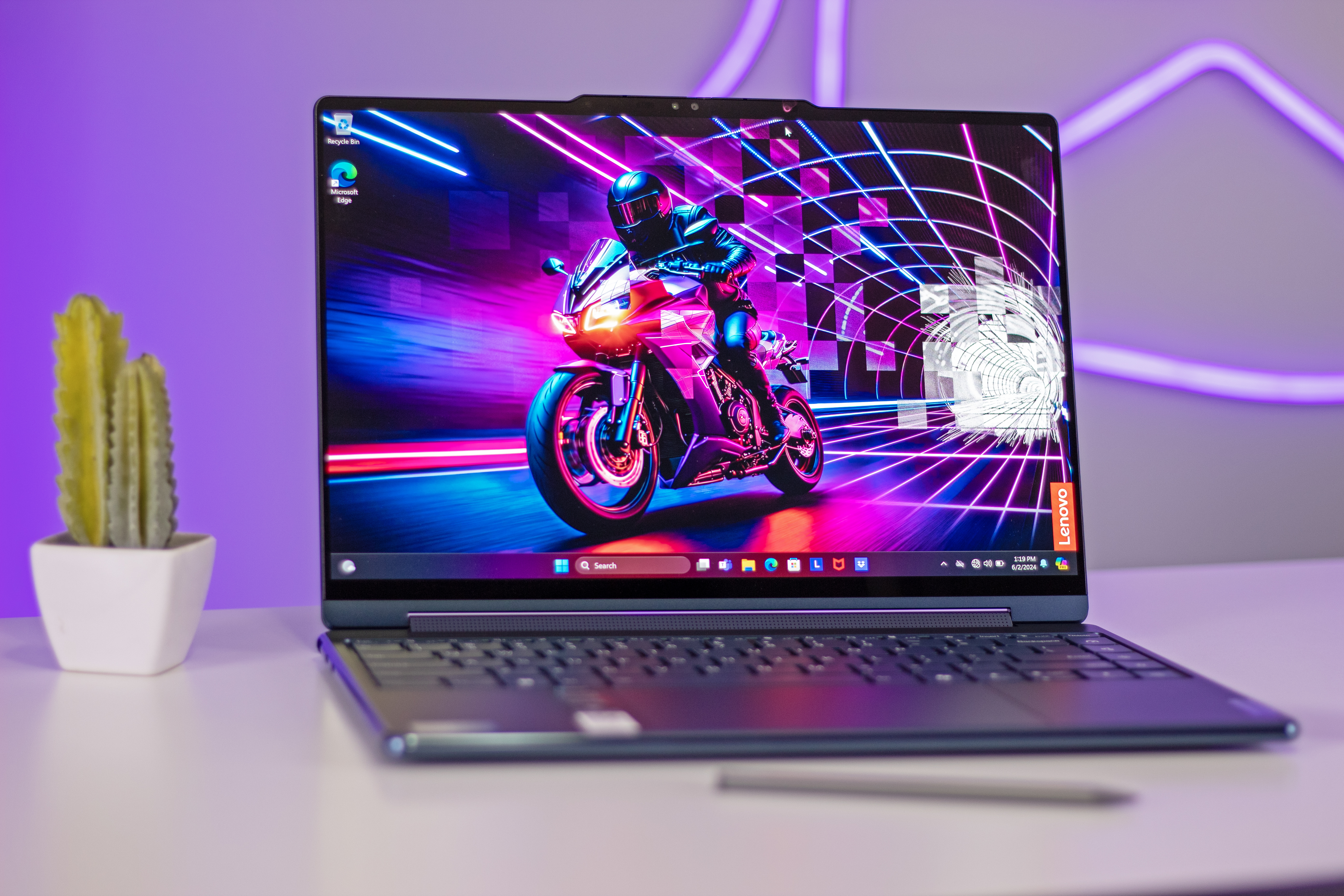 Beste Notebooks 2024 29 Lenovo Yoga 9i 14 Gen 9 – Beste Audioqualität