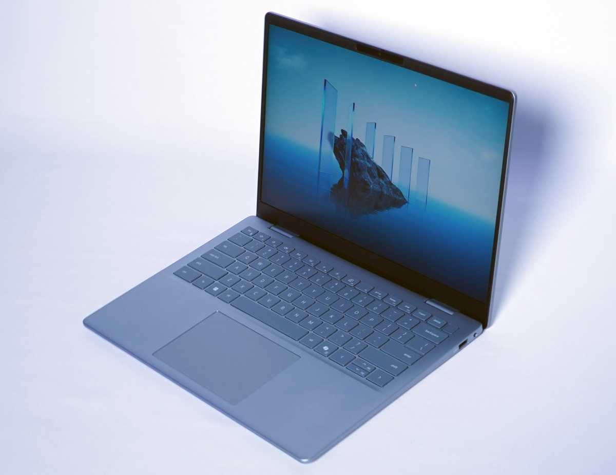 Dell kończy produkcję modeli XPS Inspiron i Latitude 🚨 Co to dla Ciebie oznacza? 26 Laptop Dell Pro 14