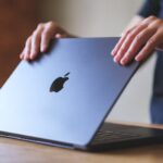 Как остановить запуск MacBook при открытии крышки: узнайте трюк! 🚀