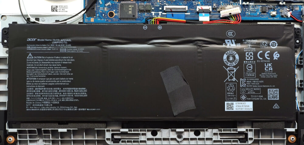 Acer Aspire Go AG15-51P Teardown 🚀 Einfache Demontage zur Verbesserung Ihres Laptops! 🔧💻 17 Der 53-Wh-Akku bietet bis zu 9,5 Stunden Videowiedergabe 🎥 und ist damit eine solide Wahl für Arbeit und Reisen.