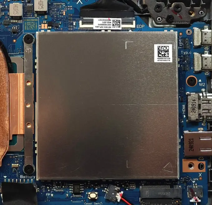 Acer Aspire Go AG15-51P Teardown 🚀 आपके लैपटॉप को बेहतर बनाने के लिए आसान डिसएसेम्बली! 🔧💻 108 दोहरे चैनल वाली मेमोरी सिस्टम की गति और प्रतिक्रिया को बेहतर बनाती है, तथा मल्टीटास्किंग प्रदर्शन को अनुकूलित करती है, जिससे आप बिना किसी रुकावट के काम और खेल सकते हैं।
