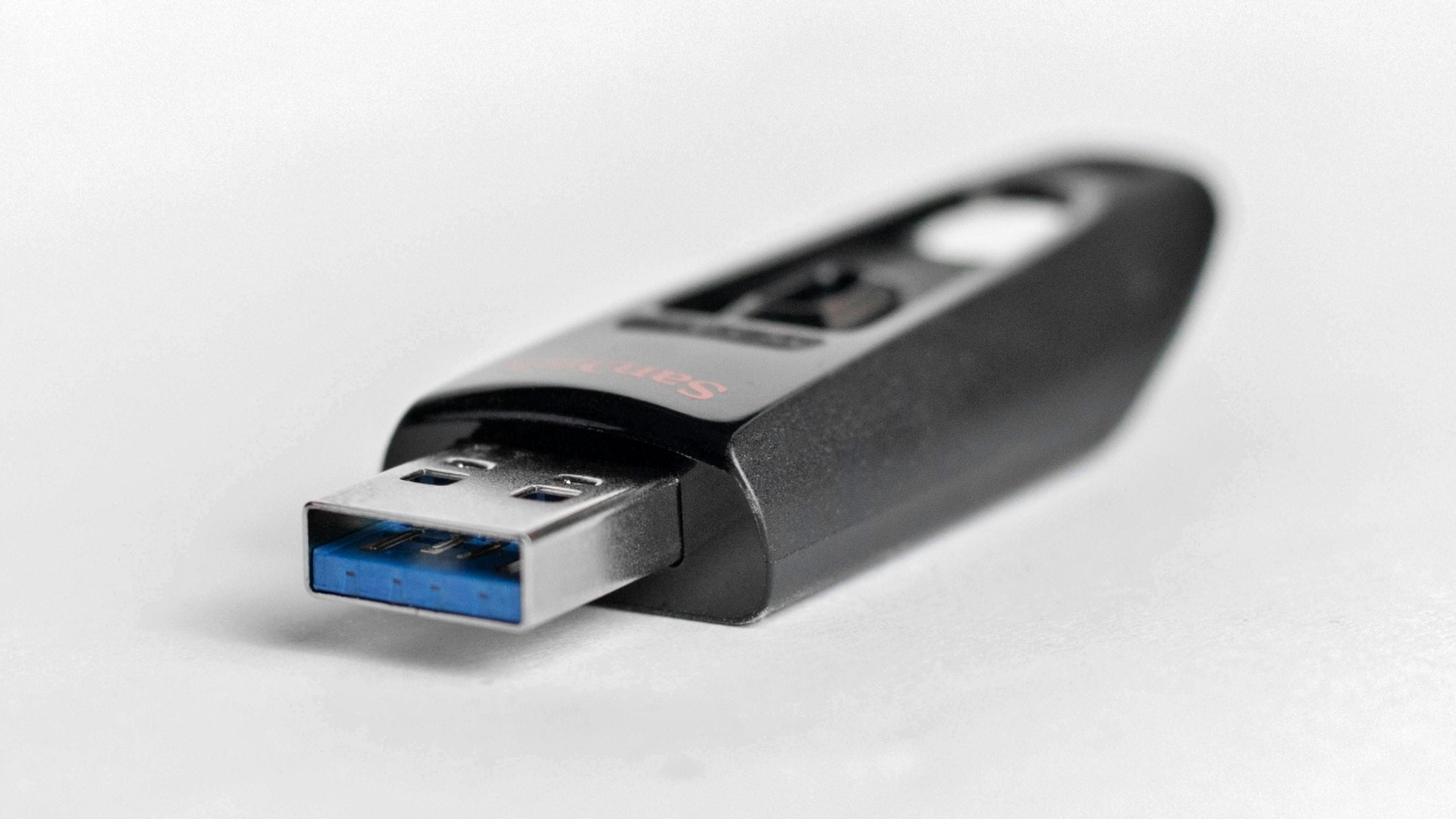 Actualizar firmware Smart TV ya: revive en 5 min ⚡📺 5 Pendrive para Smart TV