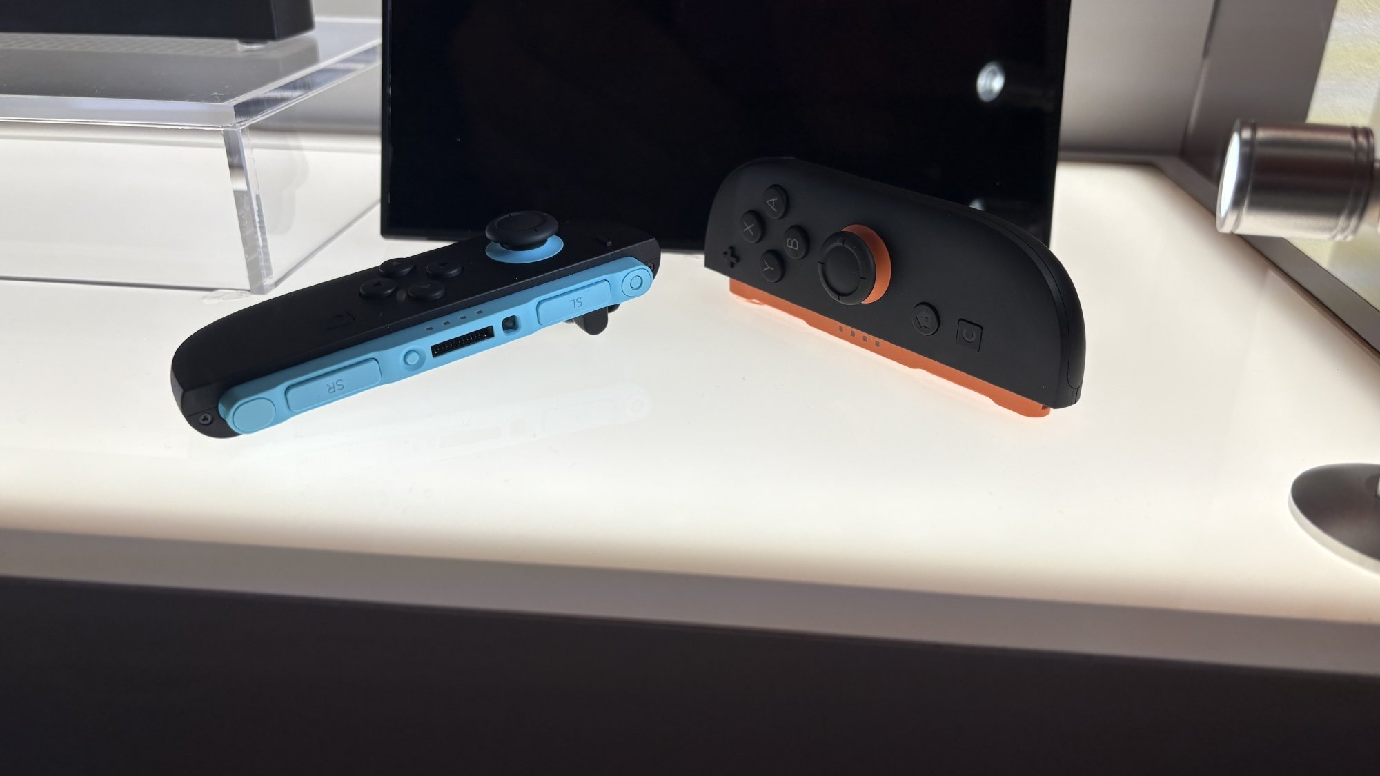 Switch 2 vs Switch 1: +FPS y pantalla 120Hz. 9 Joy-Cons para Nintendo Switch 2