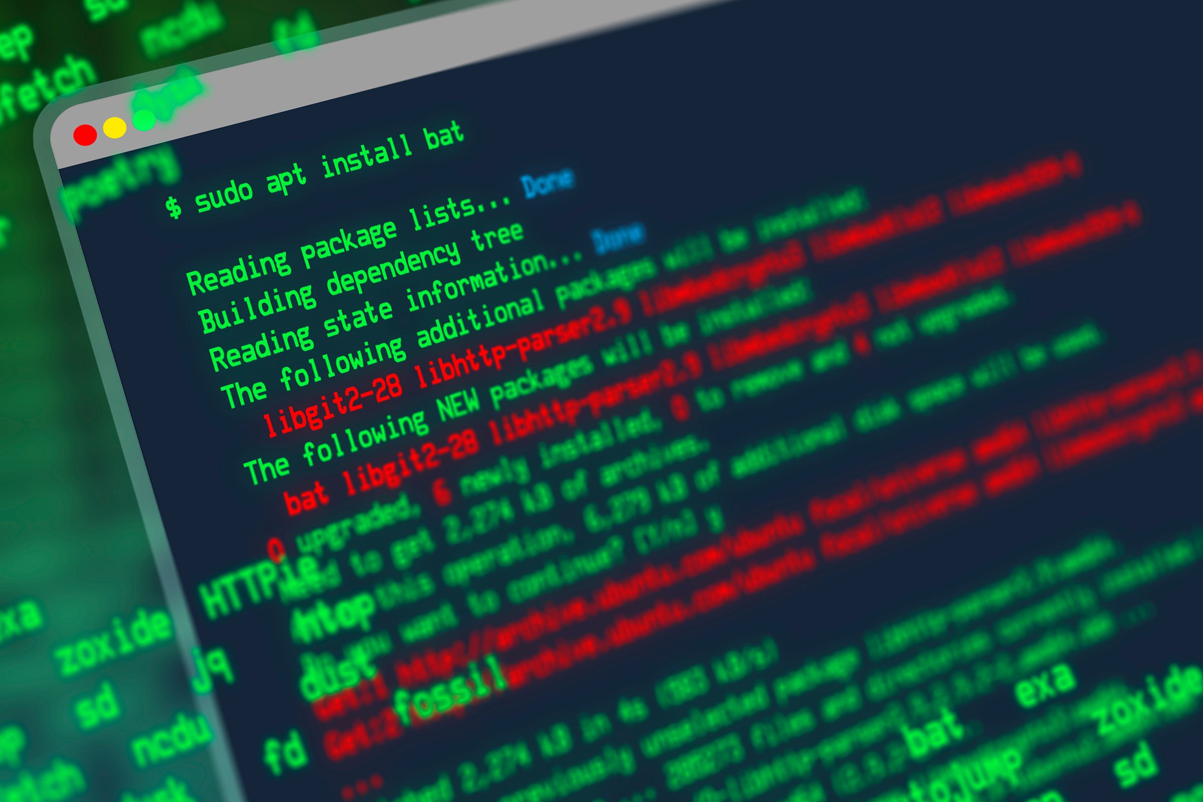 ヘッドレスサーバー:3ステップでパフォーマンスを向上、モニター不要 🚀 15 Terminal de Linux con comandos ejecutándose.