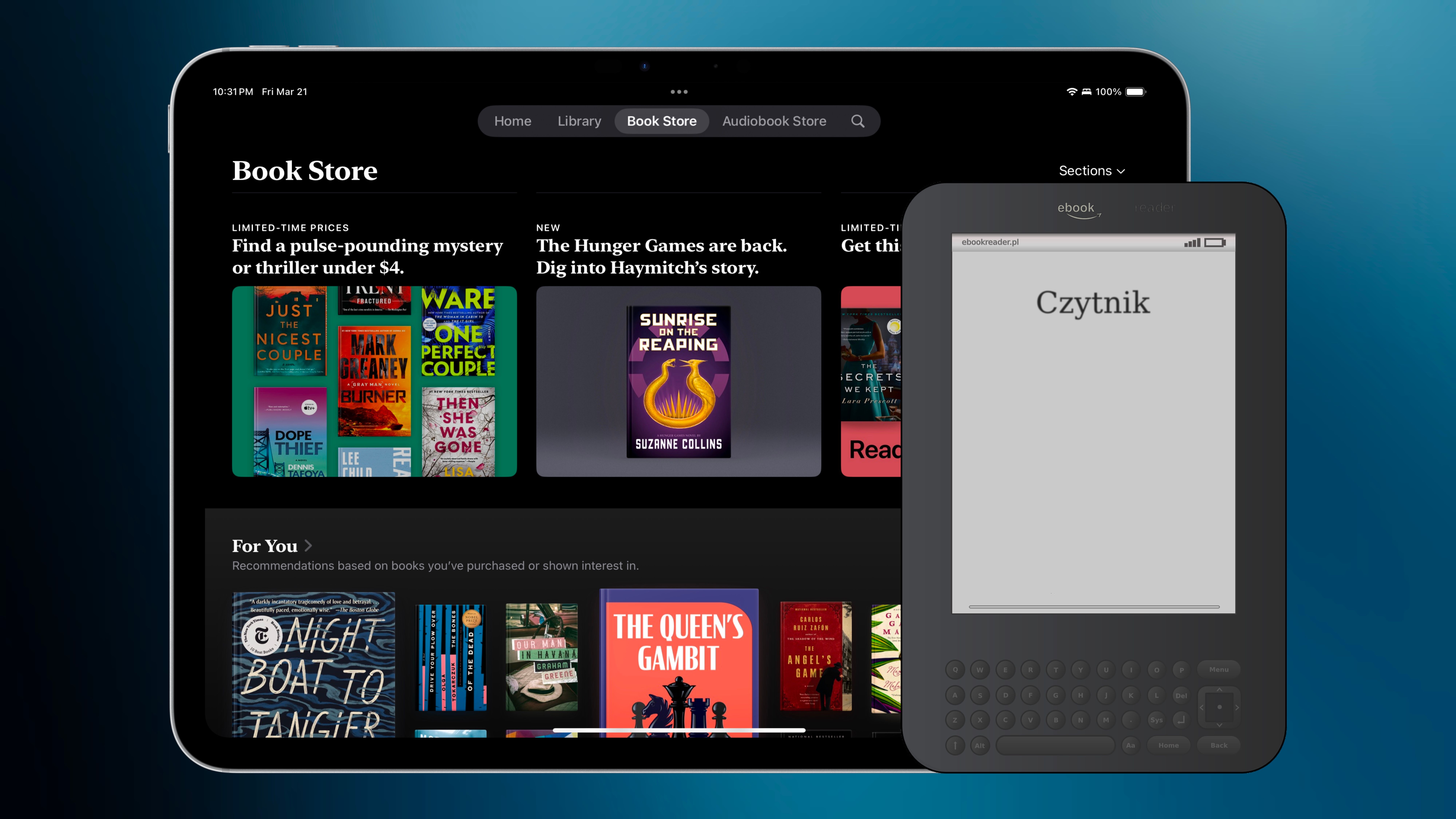 جهاز iPad يعرض تطبيق الكتب بجوار قارئ إلكتروني