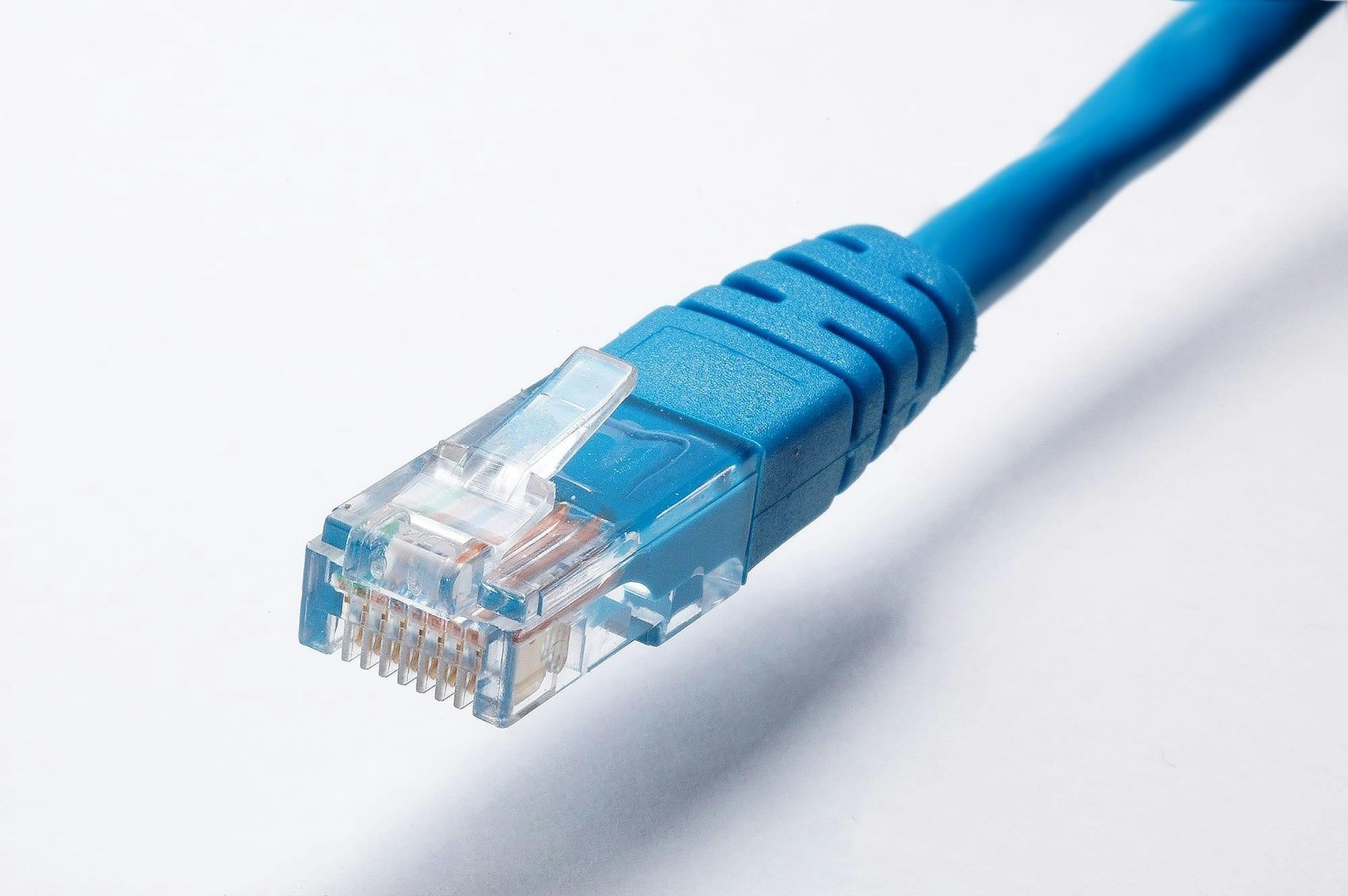 Ethernet-кабели Master CAT: уже используете CAT8? Обновитесь сегодня! 🚀 3 Типы кабелей CAT Ethernet с технологической основой