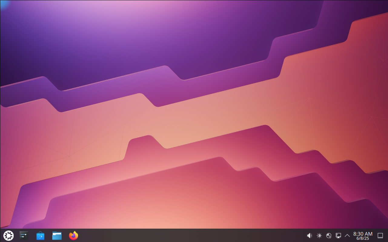 Ubuntu vs Kubuntu: ¿Cuál es mejor para ti? ¡Te lo cuento ya! 🚀💻 8 Escritorio Kubuntu 25.04 con barra de tareas y lanzador colocados de forma clásica.