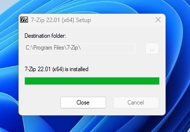 Interfaccia 7-Zip che mostra il file DMG aperto