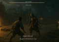 Assassin's Creed Shadows에서 사형 집행인을 제거합니다. - 대체 텍스트: "Assassin's Creed Shadows의 스크린샷으로, 주인공과 무장한 사형 집행인 신도 히로시이가 어두운 일본 전통 마을에서 벌이는 격렬한 야간 결투를 보여줍니다. 배경에는 불과 마을 사람들이 보입니다."