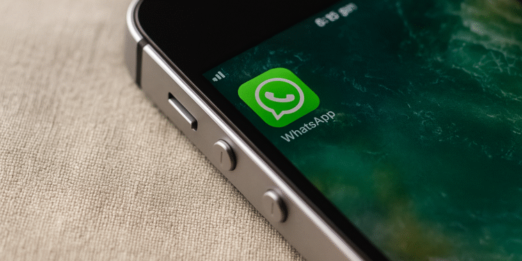 WhatsApp advanced privacy