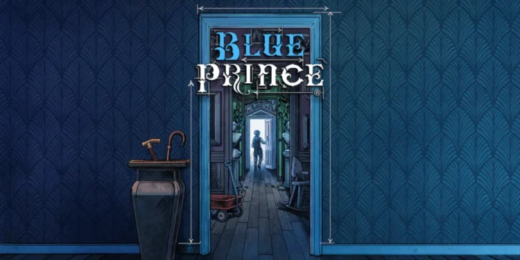Reseña de Blue Prince - Arte promocional de Blue Prince: puerta azul abierta a un pasillo de la mansión, explorador al fondo; reseña del juego Diseña la 46ª sala y gana la mansión.