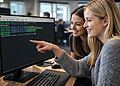 Het gebruik van het mv-commando en de implicaties daarvan voor bestandsbeheer in Linux 17 Het gebruik van het `mv`-commando in Linux om bestanden te verplaatsen en te hernoemen vanuit de terminal, zoals te zien is op een computerscherm tijdens een oefening in bestandsbeheer.