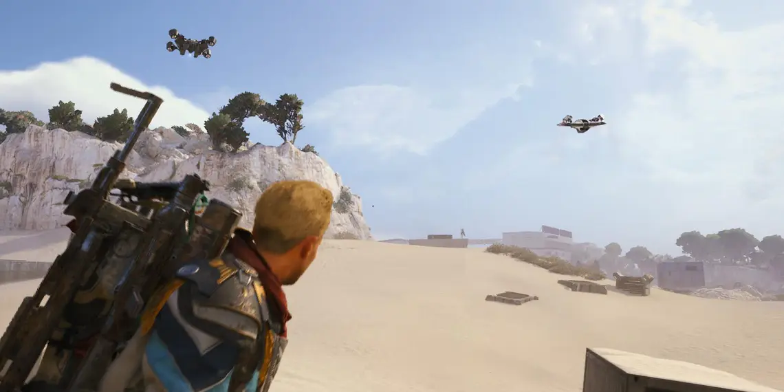 MasterTrend Info – Il tuo blog sulle tendenze tecnologiche e digitali 31 Shoring Up Defenses in Arc Raiders: strategia reale con giocatore nel deserto che affronta droni nemici in intensa battaglia tattica sci‑fi.